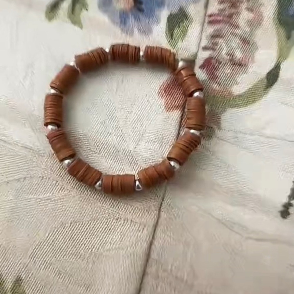Bracelet beads